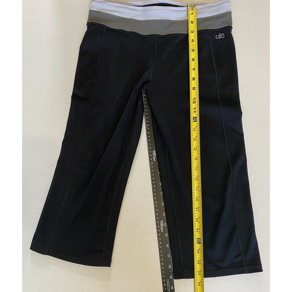 Alo Yoga Leggings Womens Medium Black Cool Fit Cropped Wide Leg Reversible Pants - Picture 10 of 11